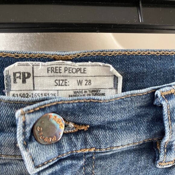 Free People Great Heights Frayed Skinny Jeans Mid Rise Medium Wash Womens 28 - Picture 4 of 7